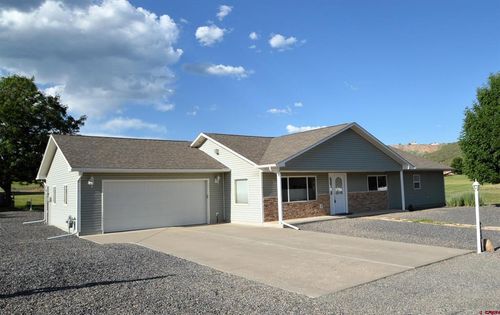 404 Se Birdie Cir, Cedaredge, CO, 81413-3851 | Card Image