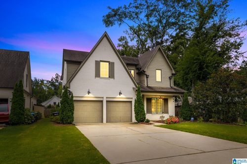 801 Carr Ave, HOMEWOOD, AL, 35209-6241 | Card Image