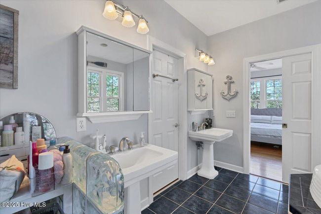 108 Clay Cir, House other with 3 bedrooms, 3 bathrooms and 2 parking in West End NC | Image 42