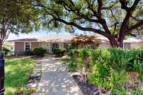 7116 Town Bluff Dr, Dallas, TX, 75248-5526 | Card Image