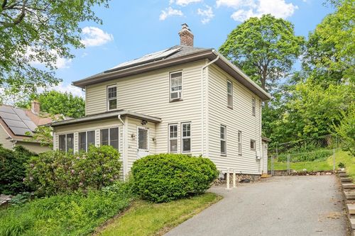 11 Wakefield St, Worcester, MA, 01605-3637 | Card Image