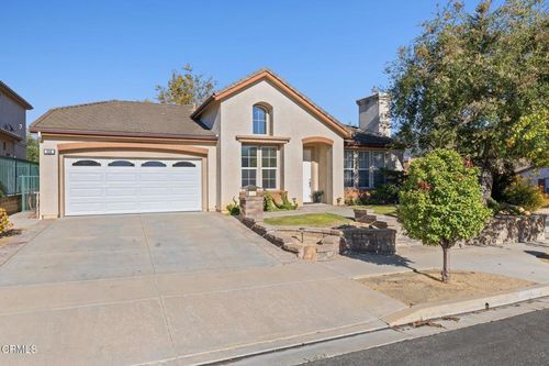 556 Knollwood Dr, Thousand Oaks, CA, 91320-4841 | Card Image