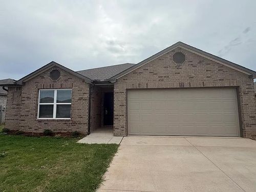 4005 Dutch Ln, Mustang, OK, 73064-4065 | Card Image