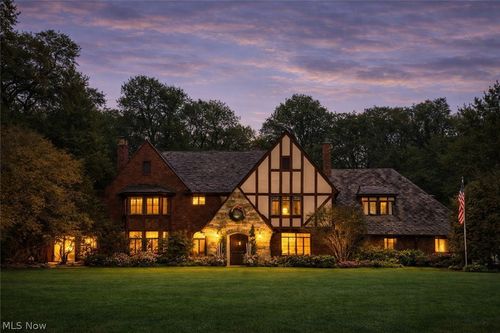 155 Hampshire Rd, Akron, OH, 44313-4458 | Card Image