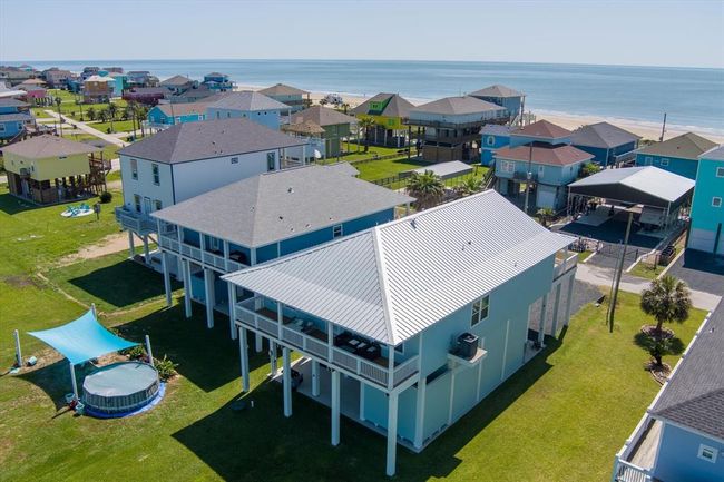 1981 Avenue I, House other with 4 bedrooms, 2 bathrooms and null parking in Crystal Beach TX | Image 34