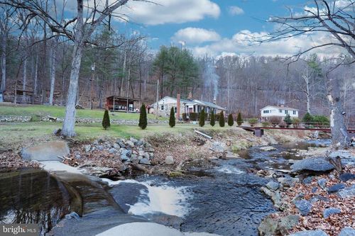 948 Dismal Hollow Rd, FRONT ROYAL, VA, 22630-6319 | Card Image