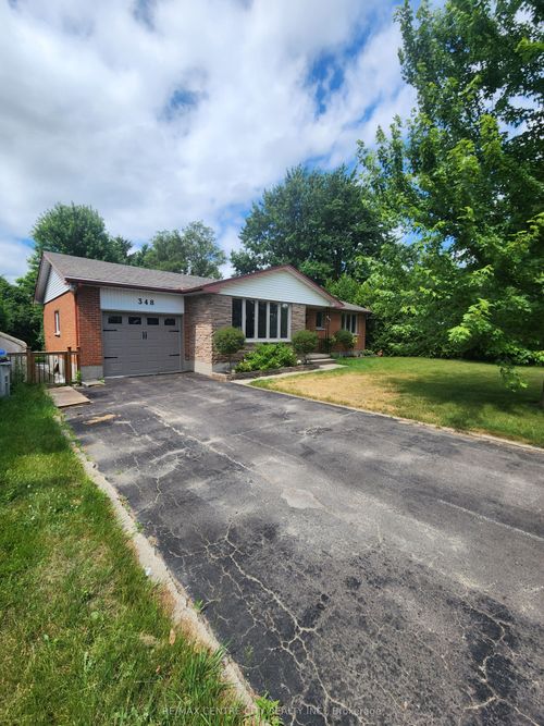 348 Caradoc St S, Strathroy, ON, N7G2P4 | Card Image