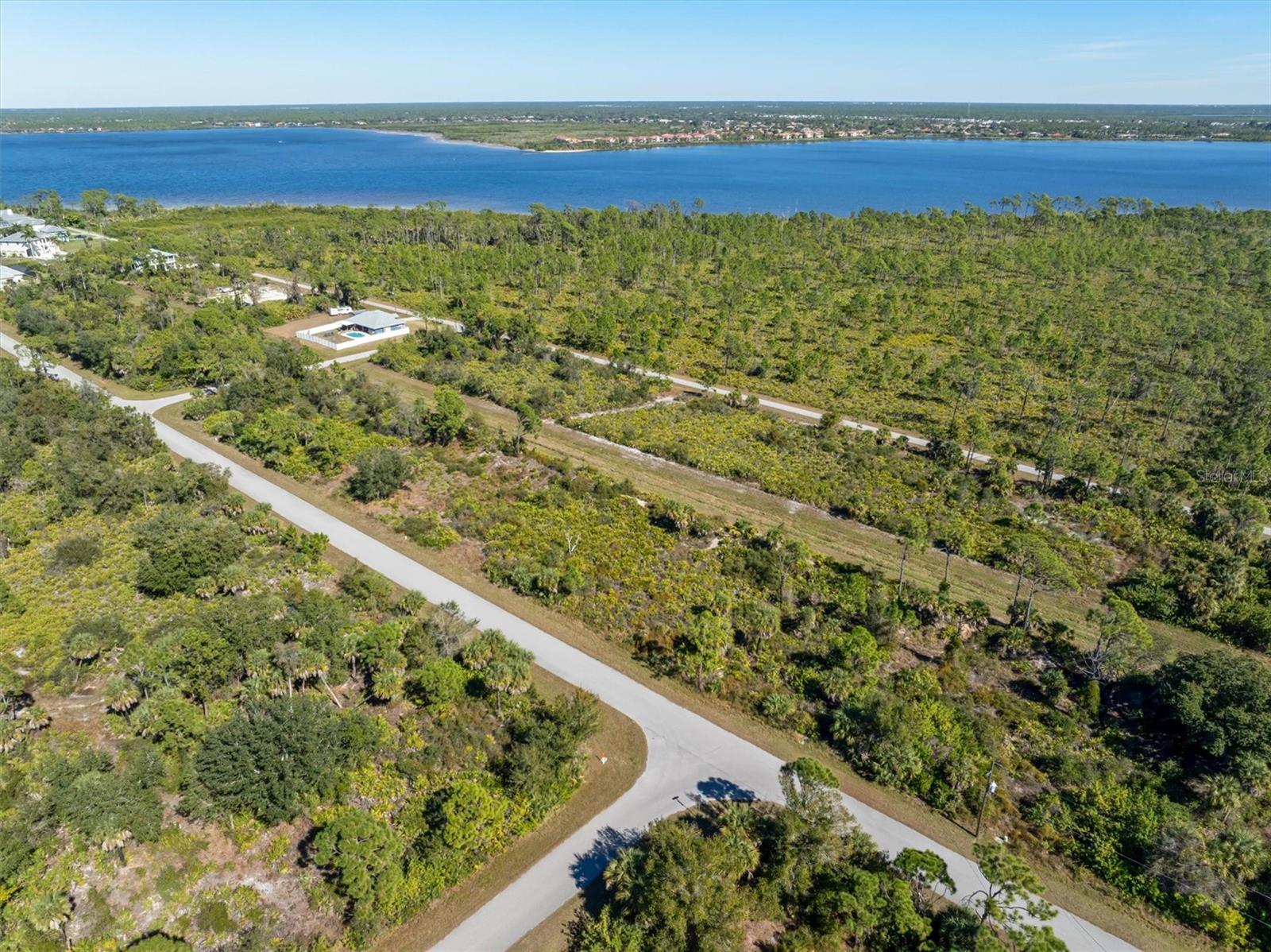Land in PORT CHARLOTTE 4