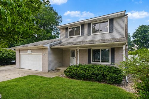 4380 Knickerbocker Ct, Wyoming, MI, 49519-4246 | Card Image