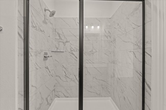 Full bath with a stall shower | Image 9