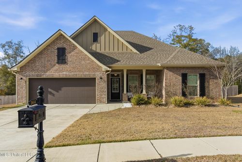 24641 Knollwood Dr, Pass Christian, MS, 39571-5536 | Card Image