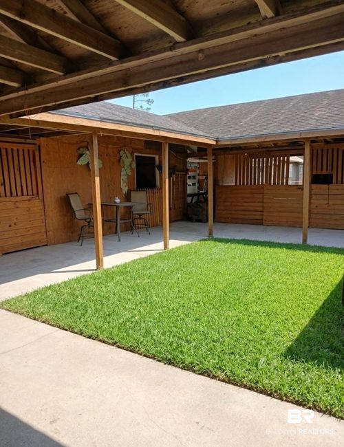 12200 Mary Ann Beach Rd, Fairhope, AL, 36532-5406 | Card Image