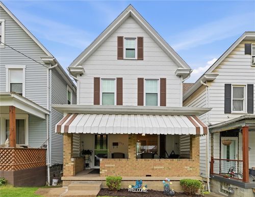 1313 Kenneth Ave, New Kensington, PA, 15068-5617 | Card Image