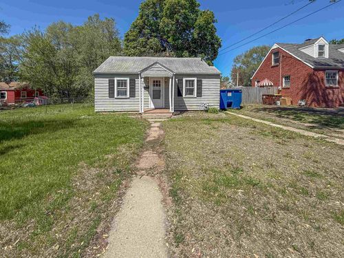 2813 Bildahl St, Rockford, IL, 61109-1136 | Card Image