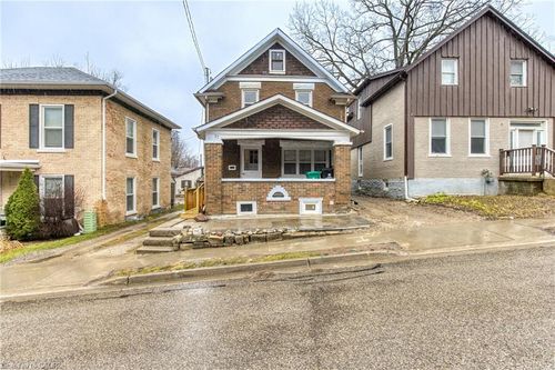 57 Eby St S, Kitchener, ON, N2G3K9 | Card Image
