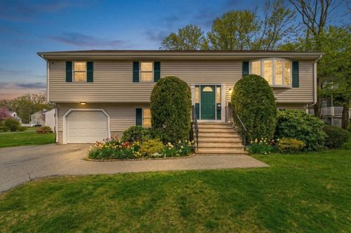 51 Cross St, Randolph, MA, 02368 | Card Image
