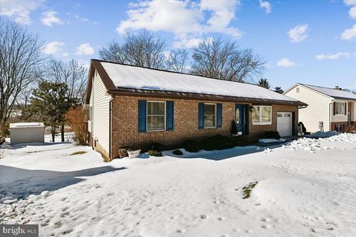 7836 Oakdale Ave, BALTIMORE, MD, 21237-2745 | Card Image