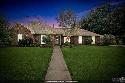 17440 Lake Iris Ave, House other with 4 bedrooms, 2 bathrooms and null parking in Baton Rouge LA | Image 1