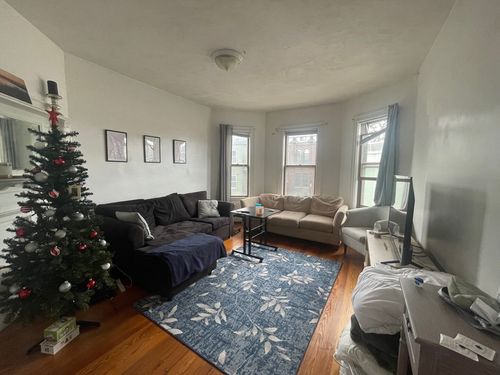 3-44 I St, Boston, MA, 02127 | Card Image