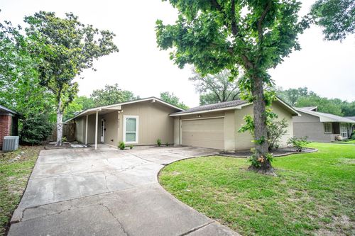 4522 Briarbend Dr, Houston, TX, 77035-5006 | Card Image