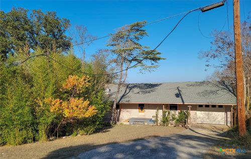 2807 Westview Dr, Canyon Lake, TX, 78133-4418 | Card Image