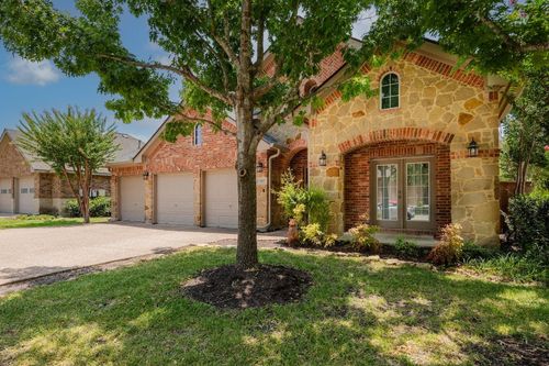 13800 Long Shadow Dr, Manor, TX, 78653-3883 | Card Image