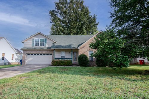 4060 New Grange Cir, Clarksville, TN, 37040-2531 | Card Image