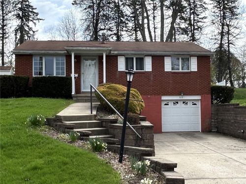 612 Chinaberry Rd, Monroeville, PA, 15146-1214 | Card Image