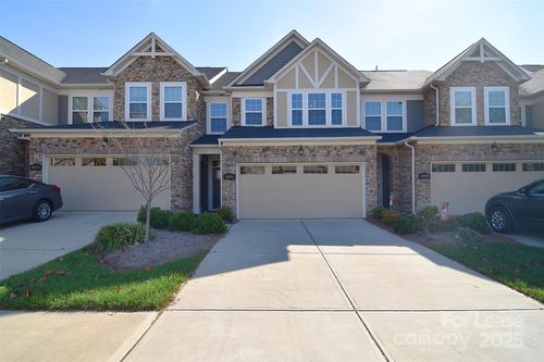 9245 Glenburn Ln, Charlotte, NC, 28278-6987 | Card Image