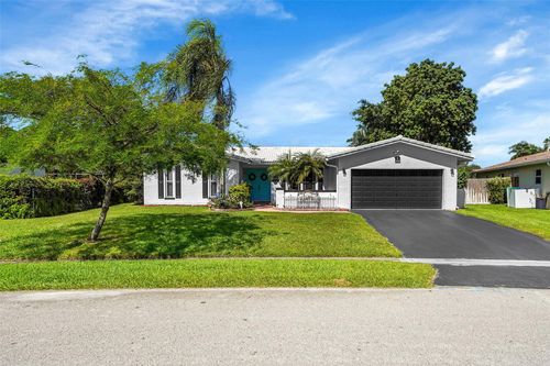2542 Nw 121st Dr, Coral Springs, FL, 33065-3226 | Card Image