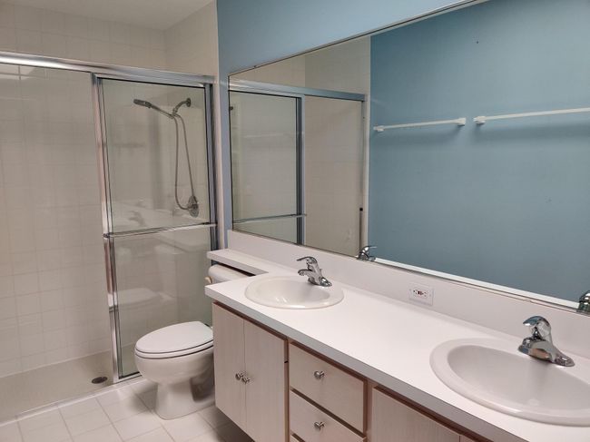 1535 Sw Waterfall Blvd, Condo with 2 bedrooms, 2 bathrooms and null parking in Palm City FL | Image 11