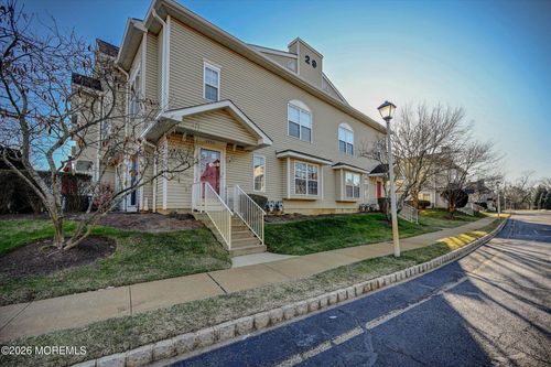 2902 Kapalua Ct, Freehold, NJ, 07728-5912 | Card Image