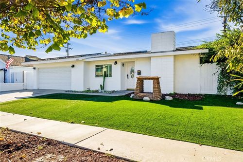 15311 Yorkshire Ln, Huntington Beach, CA, 92647 | Card Image