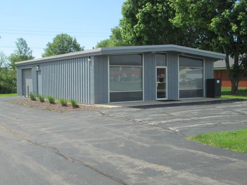 5782 James Dr, Stevensville, MI, 49127-9404 | Card Image