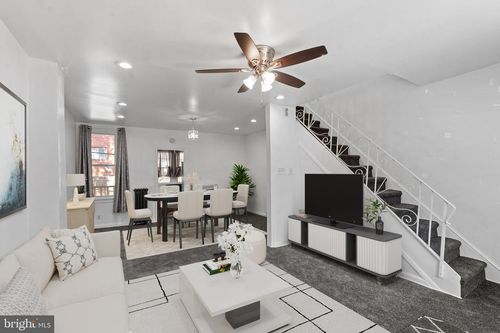 323 Berbro St, DARBY, PA, 19023-2608 | Card Image