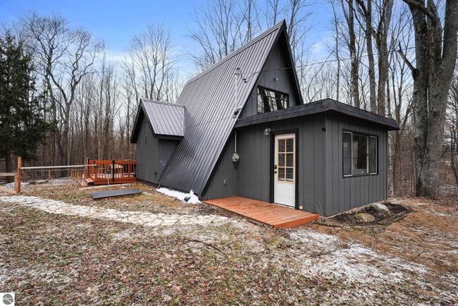 9341 W M 115, House other with 1 bedrooms, 1 bathrooms and null parking in Mesick MI | Image 19