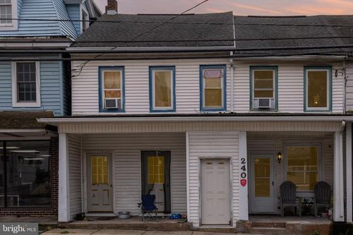 240 E Grand Ave, TOWER CITY, PA, 17980-1124 | Card Image