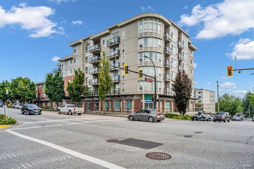 301-22318 Lougheed Highway, Maple Ridge, BC, V2X2T4 | Card Image