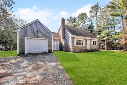 11 Dry Hollow Ln, Mashpee, MA, 02649-3650 | Card Image