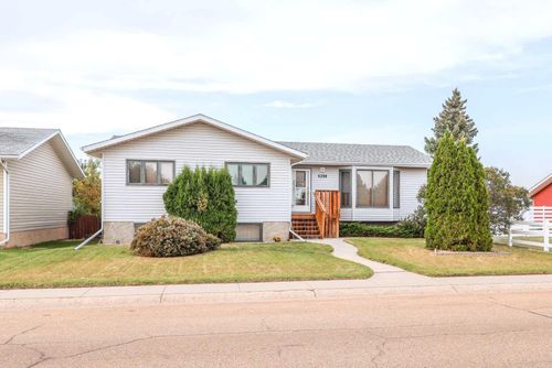 6208 Spruce Drive, Stettler, AB, T4K1G3 | Card Image