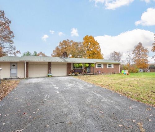 844 Miller Rd, Signal Mountain, TN, 37377-7613 | Card Image