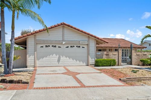 24522 Quintana Dr, Mission Viejo, CA, 92691-5010 | Card Image