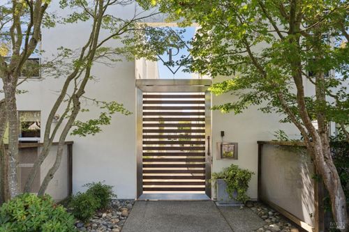 728 1st Street W, Sonoma, CA, 95476 | Card Image