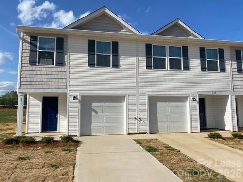 611 Richard Rd, Lexington, NC, 27292-7675 | Card Image