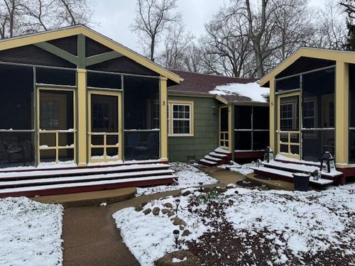 3-15657 Lakeshore Rd, Union Pier, MI, 49129-9340 | Card Image