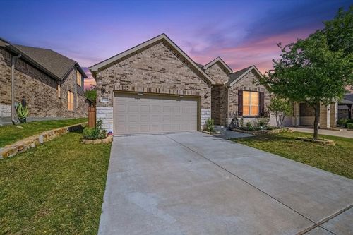 2820 Gillingham Ln, McKinney, TX, 75071-1454 | Card Image