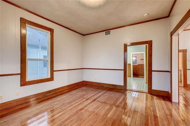 616 W 7 Th St, House other with 3 bedrooms, 2 bathrooms and 2 parking in Taylor TX | Image 6