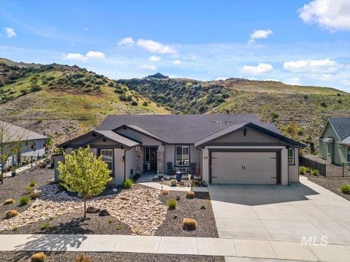 20306 N Shepherds Pie Way, Boise, ID, 83714-1915 | Card Image