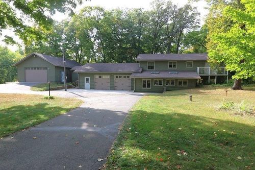 44011 W Paul Lake Dr, Perham, MN, 56573-8610 | Card Image