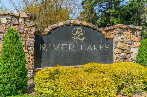 25-8113 Bay View Ln, Belmont, NC, 28012-6765 | Card Image
